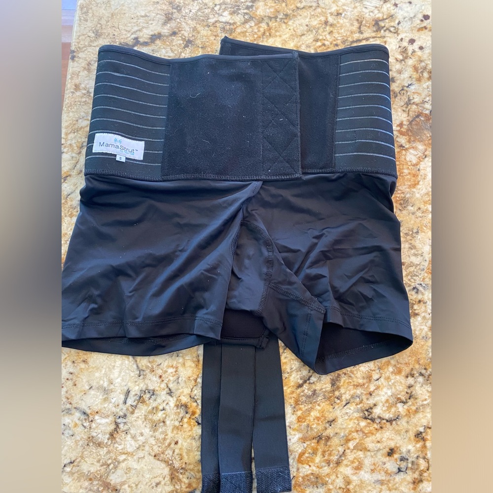 Small mama strut post partum recovery brace